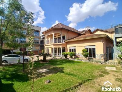 House at Nyarutarama, Kigali